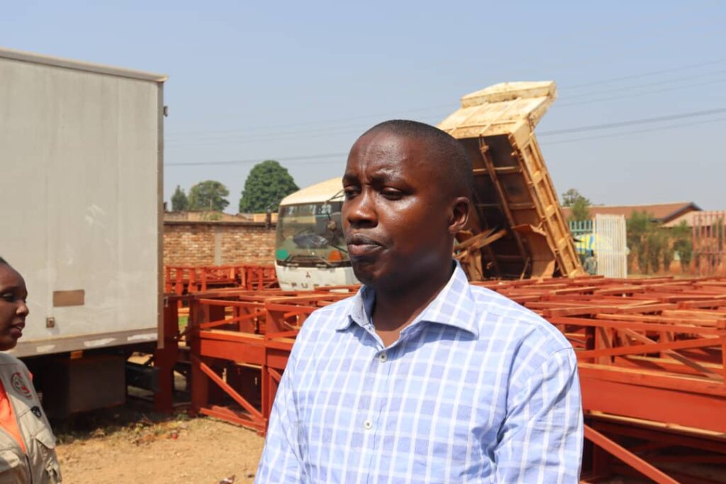 Burundi Government Funds Desk Production Amid Shortage in Ngozi Commune