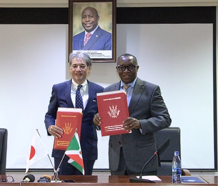 Japan Donates 2,500 Tonnes of Rice to Burundi for Development Projects