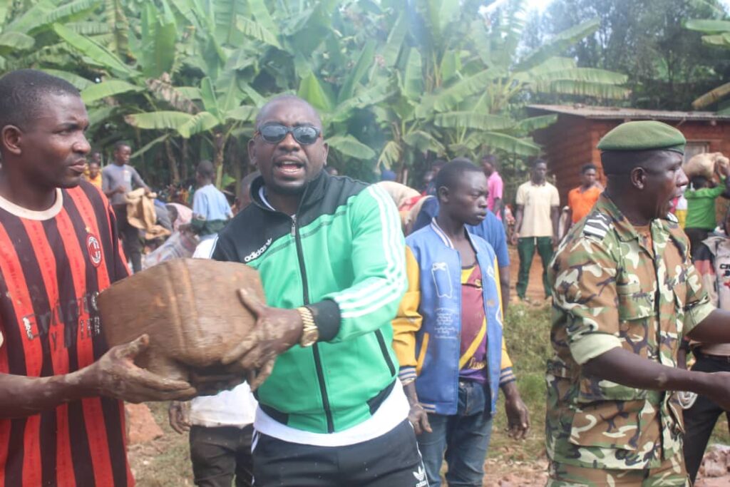 Kiremba Commune Mobilizes for Hill Chief Office Construction