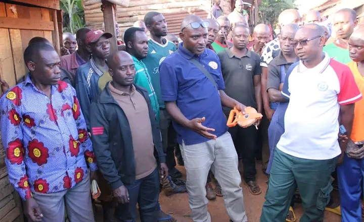 Muhanga Authorities Urge Compliance with Construction Standards