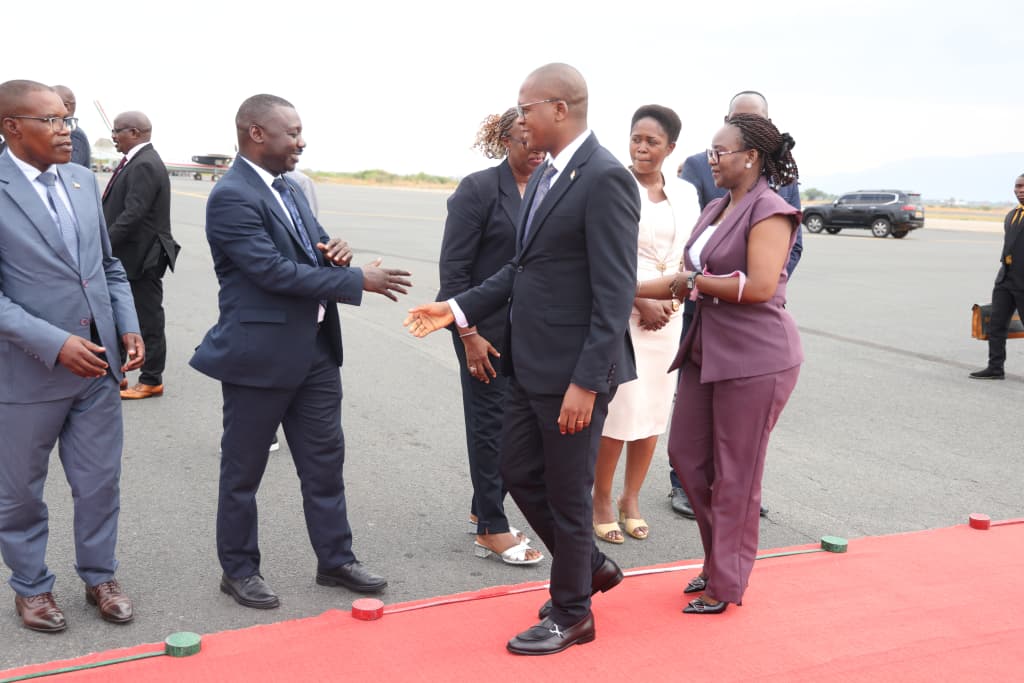 Burundi PM Returns After Opening African Credit Rating Agency