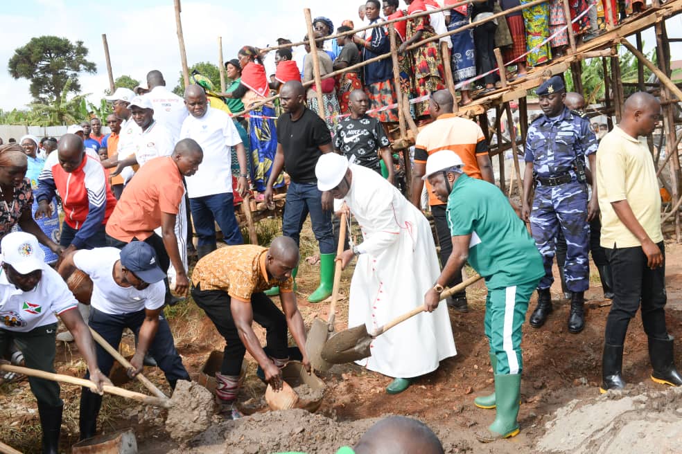 President Ndayishimiye Joins Community Work, Urges Clergy to Drive National Development