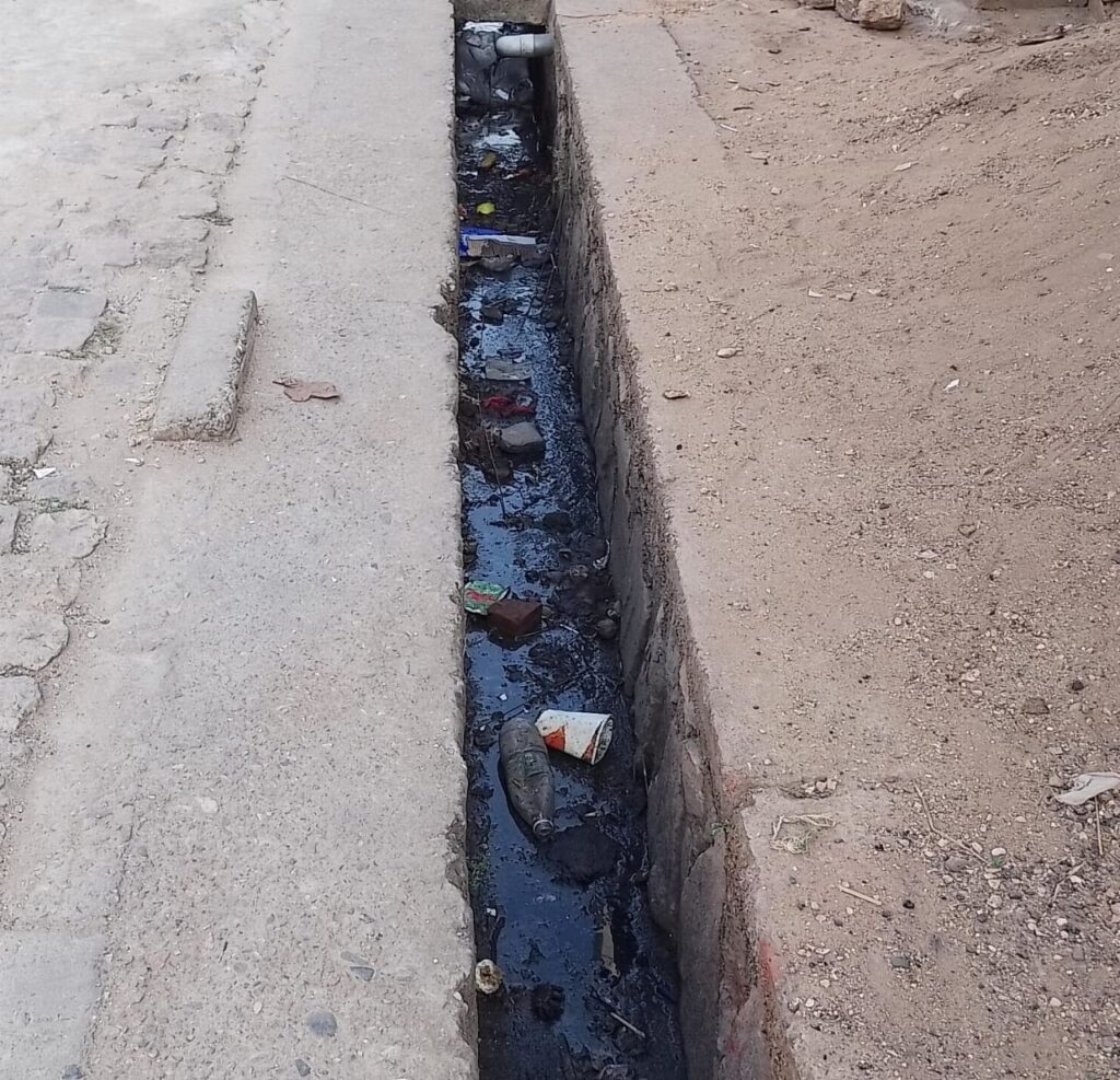 Nyakabiga Residents Urged to Prioritize Gutter Cleaning Amidst Health and Flood Risks